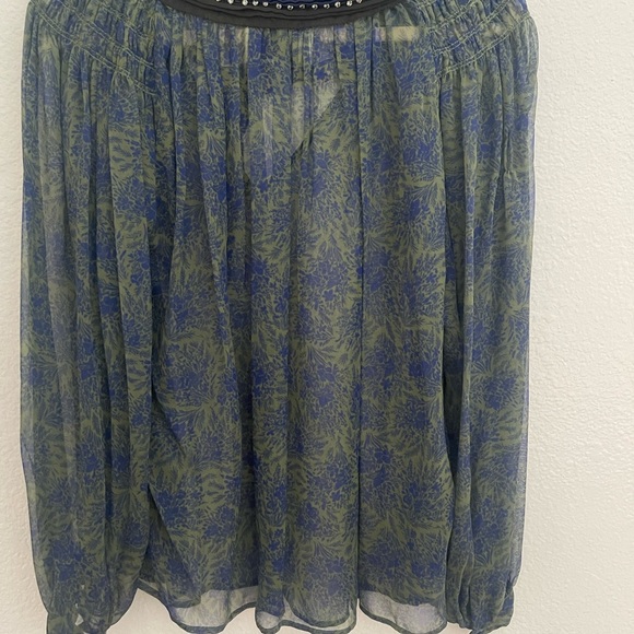 The Real Real: 3.1 Phillip Lim Sheer V neck blouse with embellishments Sz 4 - Picture 13 of 16